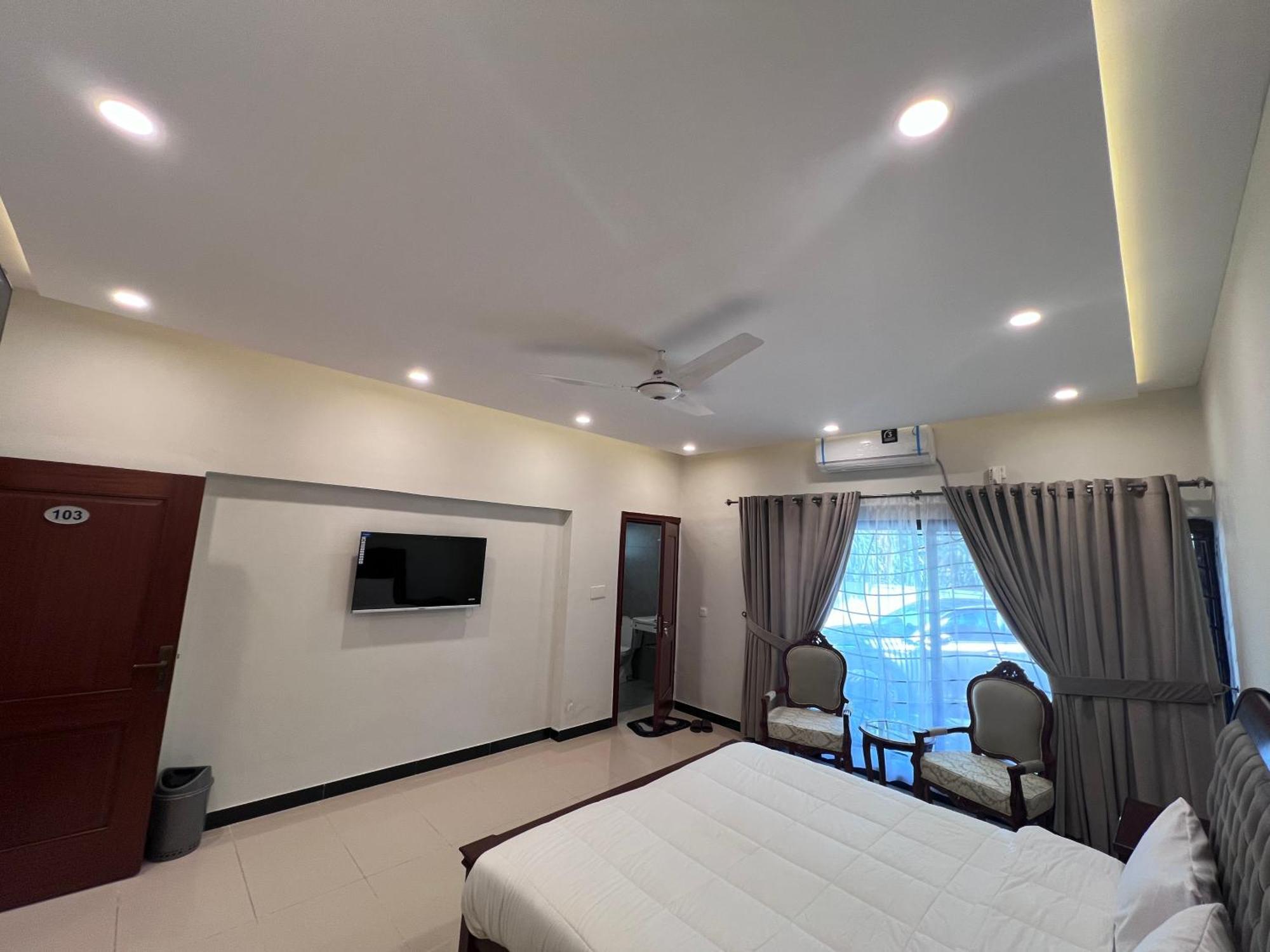 Bridge Residency-1, Sector F-6 Исламабад Экстерьер фото